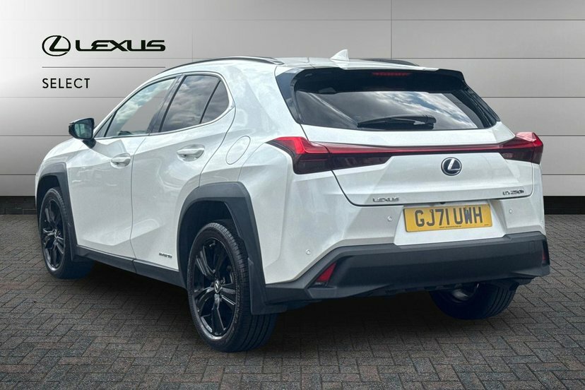 Lexus UX 2.0 250H Premium Sport Edition Suv Hybr GJ71UWH White #3
