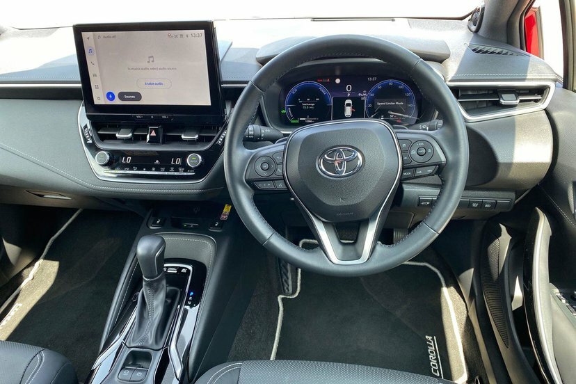 Toyota Corolla 2.0 Vvt-h Excel Touring Sports Hybrid C FL25XUJ #6