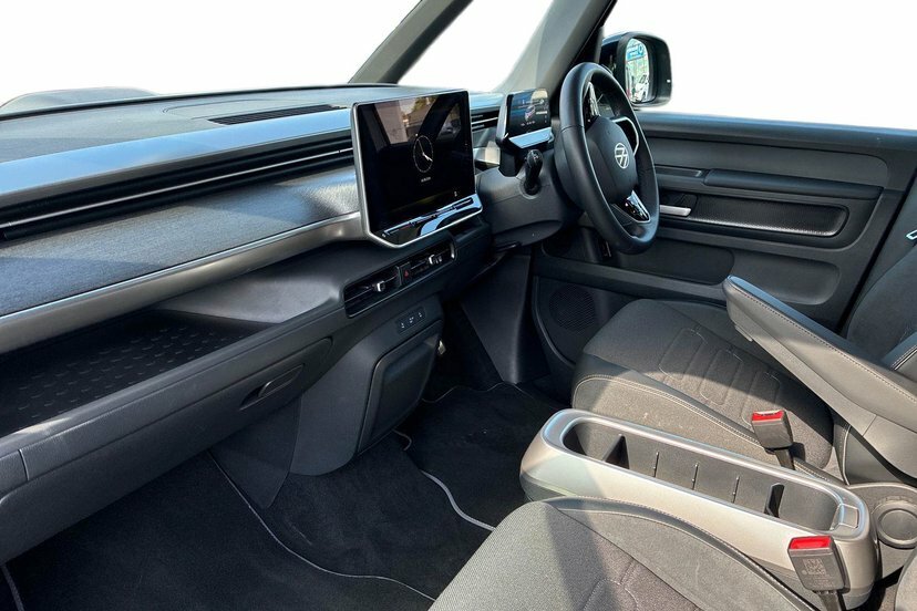 Volkswagen ID.Buzz Pro 86Kwh Style Lwb, 7Seat EF26MDO Silver #2