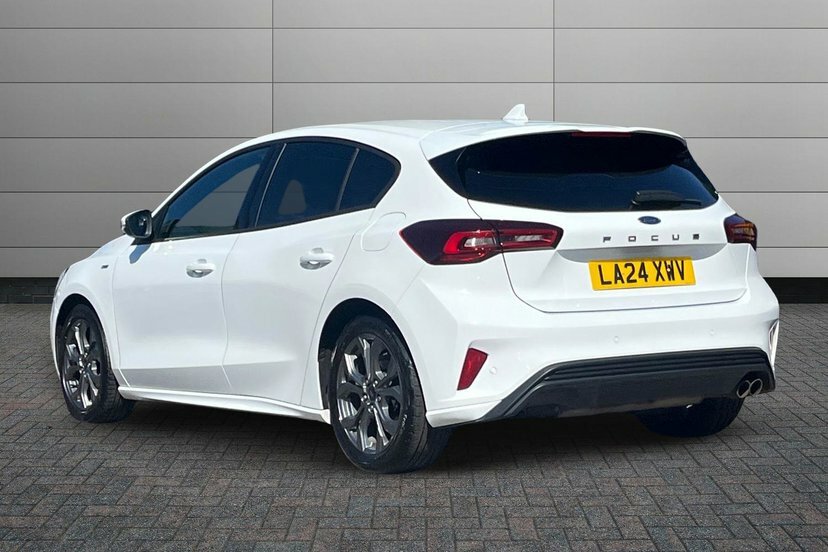 Ford Focus 1.0T Ecoboost Mhev St-line Hatchback Hy LA24XWV White #3