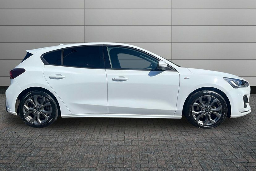 Ford Focus 1.0T Ecoboost Mhev St-line Hatchback Hy LA24XWV White #4