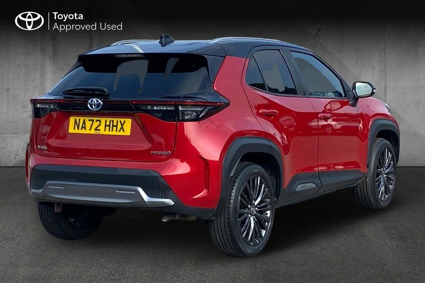 Toyota Yaris Cross 1.5 Vvt-h Dynamic Suv Hybrid E-cvt 116 NA72HHX Black #2