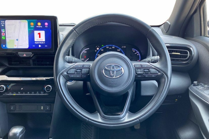 Toyota Yaris Cross 1.5 Vvt-h Dynamic Suv Hybrid E-cvt 116 NA72HHX Black #6