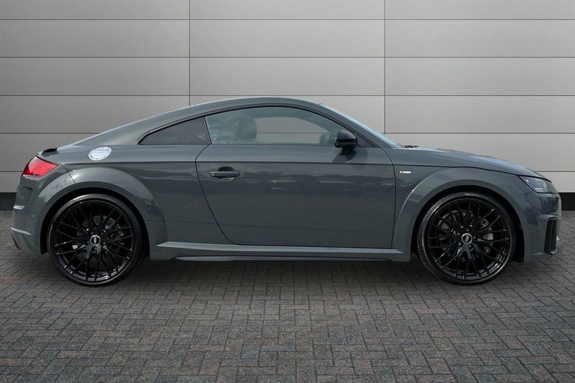 Audi TT 2.0 Tfsi 45 Black Edition Coupe Grey #4