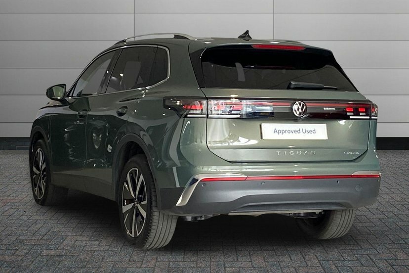 Volkswagen Tiguan 1.5 Tsi Ehybrid 19.7Kwh Elegance Suv Pl KP75FMX Green #3