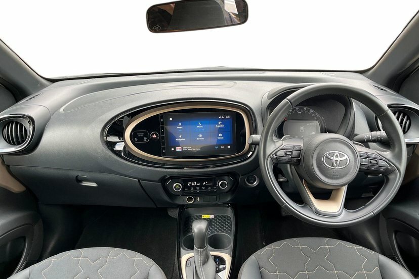 Toyota Aygo X 1.0 Vvt-i Exclusive Hatchback X-shift GC23DDN Black #6