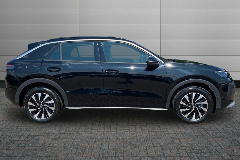 Volkswagen T-Roc 1.5 Etsi Mhev Life Suv Hybrid Dsg 150 ME26YGP Black #4