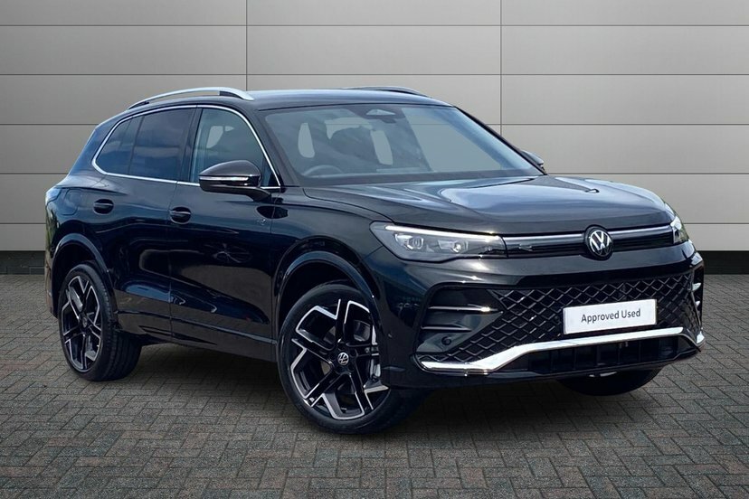 Volkswagen Tiguan 1.5 Tsi Ehybrid 19.7Kwh R-line Suv Plug Black