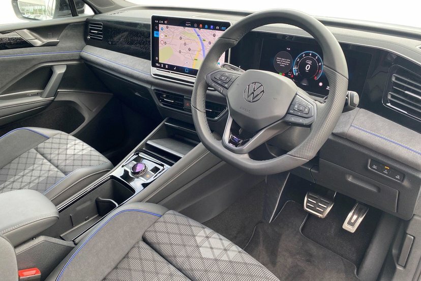 Volkswagen Tiguan 2.0 Tsi Black Edition Suv Dsg 4Motion MH26TXX White #6