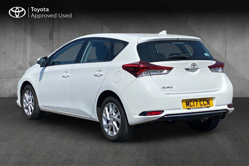 Toyota Auris 1.2 Vvt-i Icon Hatchback Safety White #4