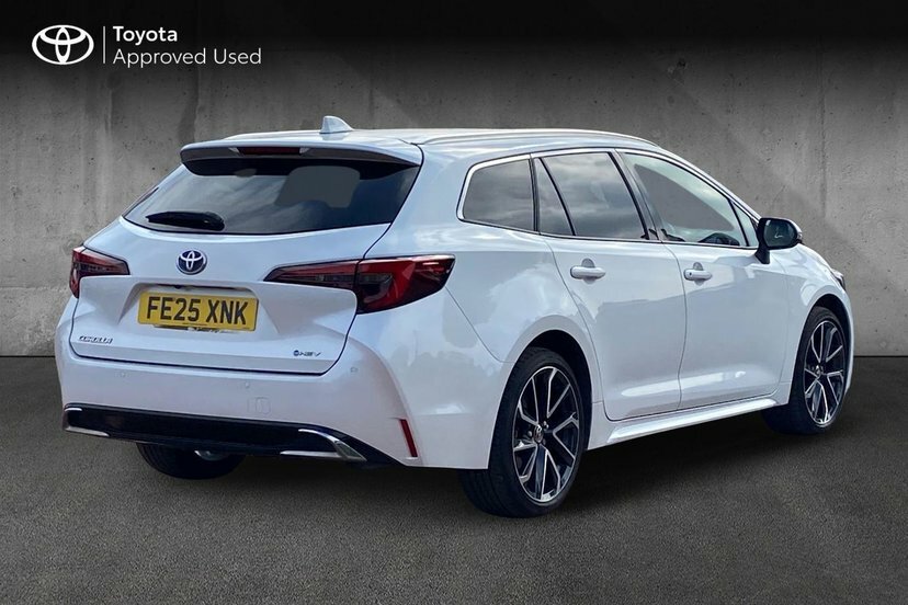 Toyota Corolla 2.0 Vvt-h Excel Touring Sports Cvt FE25XNK White #2