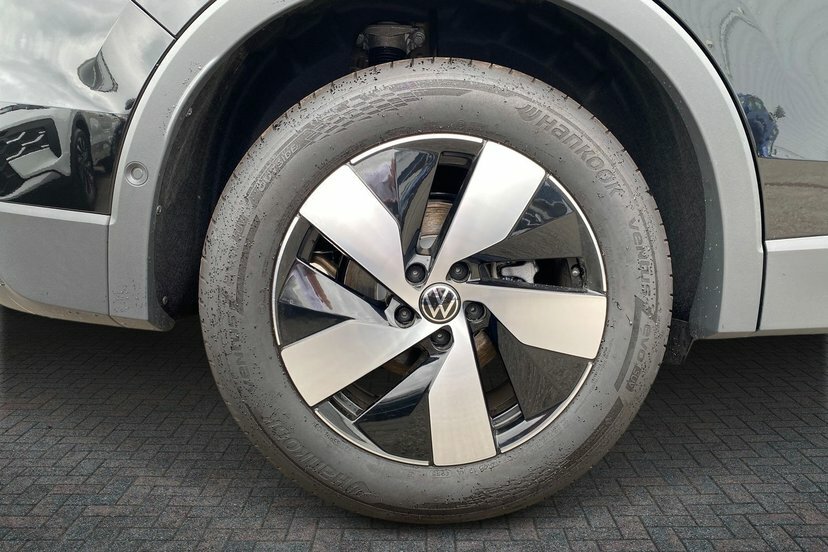 Volkswagen Tiguan 1.5 Etsi Mhev Match Suv Hybrid Dsg 150 MD26EJZ Black #5