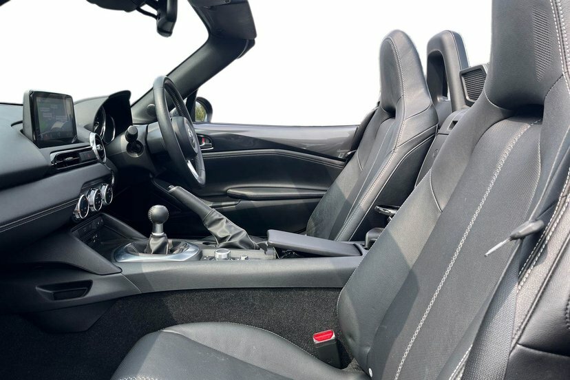 Mazda MX-5 1.5 Skyactiv-g Exclusive-line Convertible Petr Grey #2