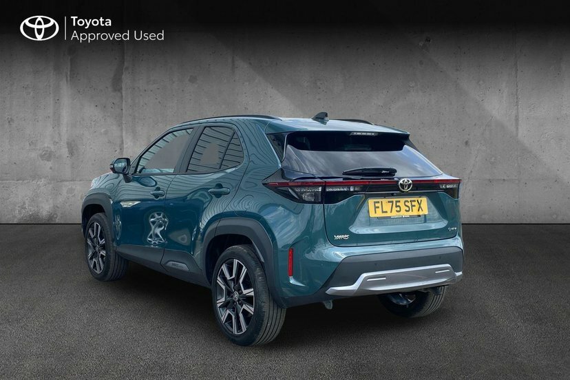Toyota Yaris Cross 1.5 Vvt-h Excel Suv Hybrid E-cvt 130 P FL75SFX Green #4