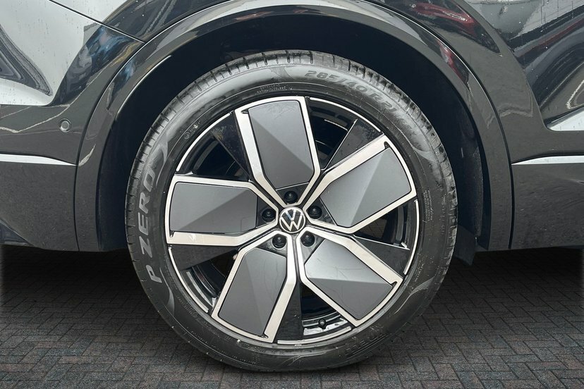 Volkswagen Touareg 3.0 Tdi V6 Black Edition Suv Tiptronic AO75TCJ Black #5