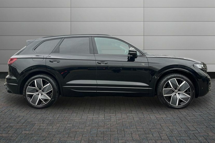 Volkswagen Touareg 3.0 Tdi V6 Black Edition Suv Tiptronic AO75TCJ Black #4