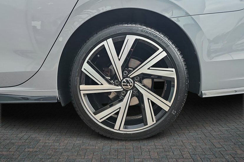 Volkswagen Golf 2.0 Tdi R-line Estate 150 Ps Grey #5