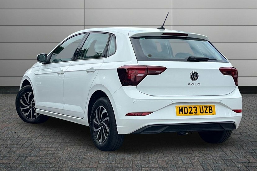 Volkswagen Polo 1.0 Tsi Life Hatchback 95 Ps MD23UZB White #3