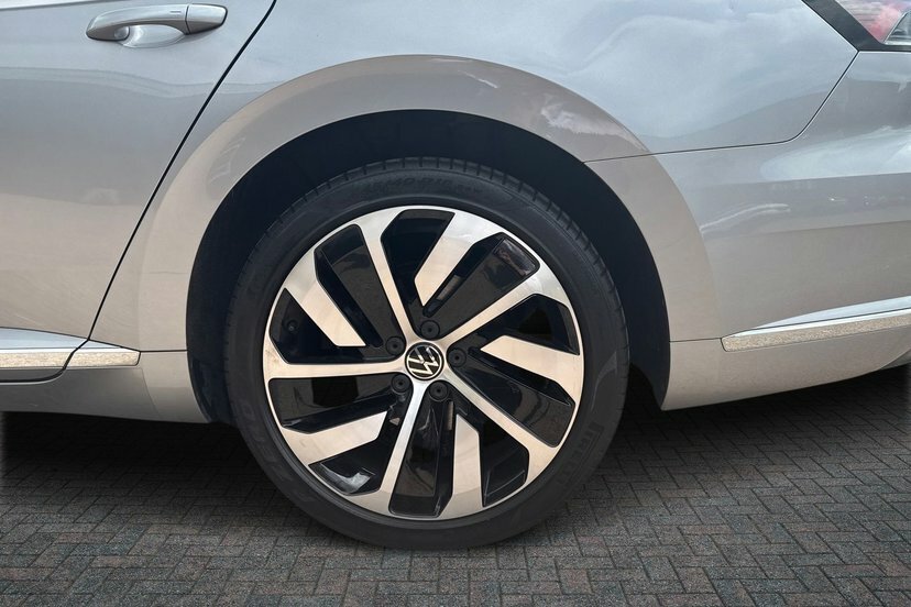 Volkswagen Arteon 2.0 Tdi R-line Shooting Brake Dsg 150 RV21CTX Silver #5