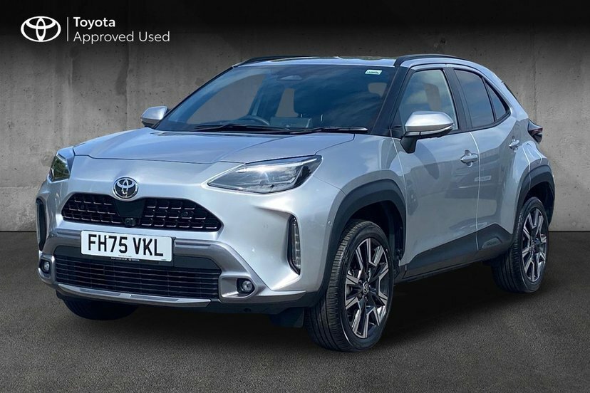 Toyota Yaris Cross 1.5 Vvt-h Excel Suv Hybrid E-cvt 130 P FH75VKL Silver #3