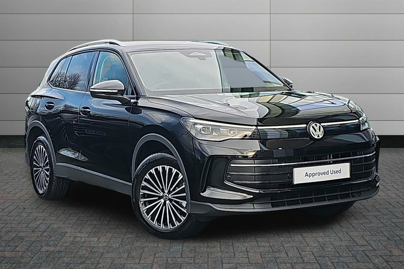 Volkswagen Tiguan 1.5 Etsi Mhev Match Suv Hybrid Dsg 150 DC75XGA Black