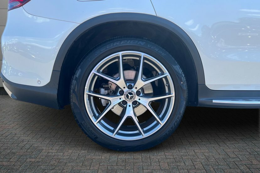 Mercedes-Benz GLC Class 2.0 Glc300d Amg Line Premium Plus Suv White #4