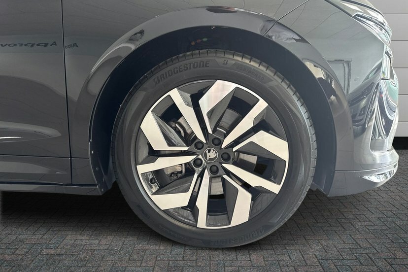 Skoda ENYAQ 82Kwh 85X Sportline Suv 4Wd 286 KM75XLS Black #5