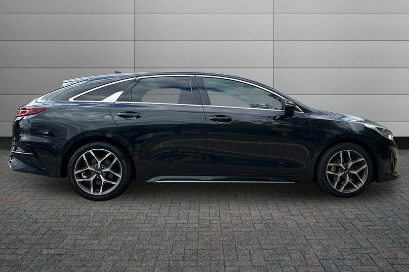 Kia Proceed 1.4 T-gdi Gt-line Shooting Brake Black #4