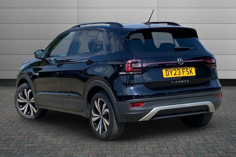 Volkswagen T-Cross 1.0 Tsi Black Edition Suv 95 Ps DY23FSK Black #3