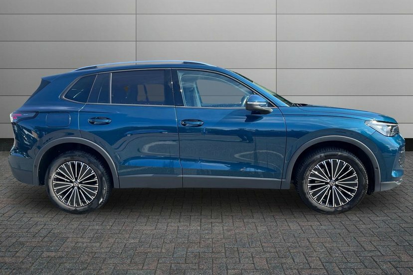 Volkswagen Tiguan 1.5 Etsi Mhev Match Suv Hybrid Dsg 150 MW24CFD Blue #4