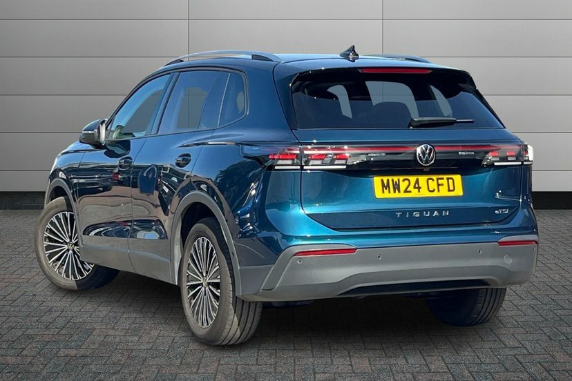 Volkswagen Tiguan 1.5 Etsi Mhev Match Suv Hybrid Dsg 150 MW24CFD Blue #3