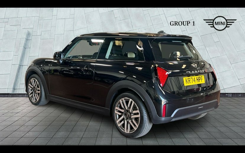 Mini Hatch Cooper S KR74HPF Black #2