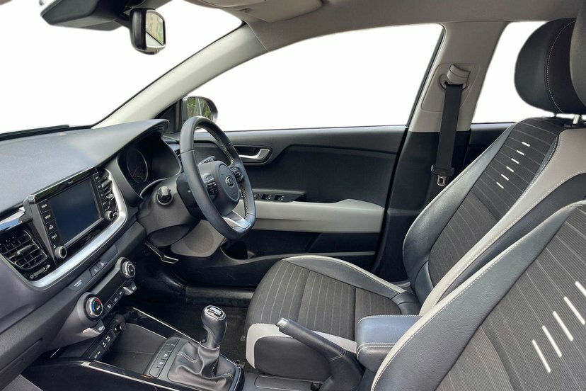 Kia Stonic 1.0 T-gdi 3 Suv 118 Bhp Grey #4