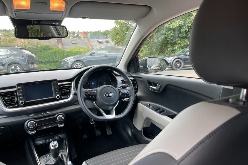 Kia Stonic 1.0 T-gdi 3 Suv 118 Bhp Grey #3