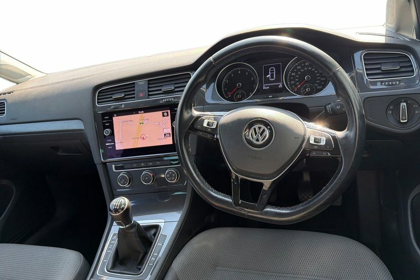 Volkswagen Golf 1.5 Tsi Evo Match Hatchback 130 VK19UVJ Red #6
