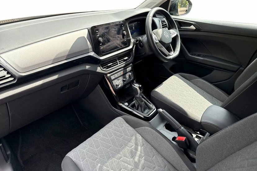 Volkswagen T-Cross 1.0 Tsi Match Suv Dsg 115 Ps MJ25YFY Black #2