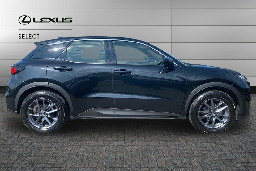 Lexus LBX 1.5 Vvt-ie Urban Suv Hybrid E-cvt 136 FP25EWU Black #4