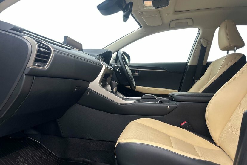 Lexus NX 2.5 300H Gpf Takumi Suv Hybrid E-cvt 4W Silver #2