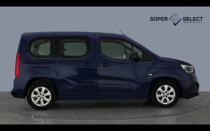 Vauxhall Combo Life 1.5 Turbo D Blueinjection Energy Mpv Ma Blue #3