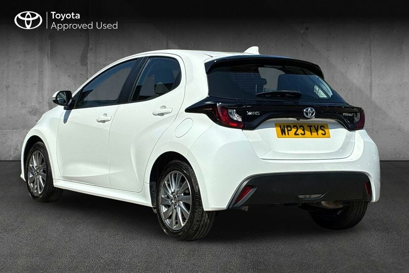 Toyota Yaris 1.5 Vvt-h Icon Hatchback Hybrid E-cvt WP23TYS White #4