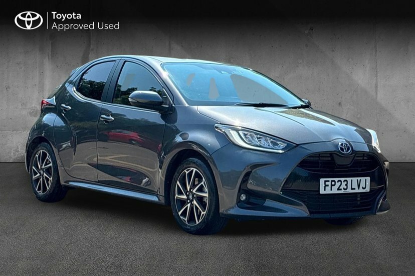 Toyota Yaris 1.5 Vvt-h Design Hatchback Hybrid E-cvt Grey