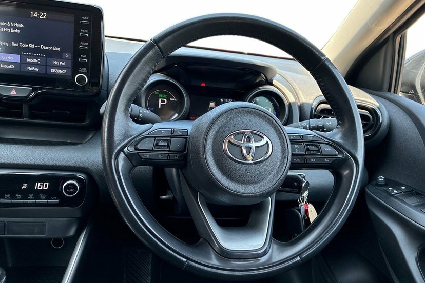 Toyota Yaris 1.5 Vvt-h Design Hatchback Hybrid E-cvt FP23LVJ Grey #6