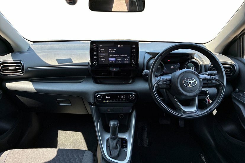 Toyota Yaris 1.5 Vvt-h Design Hatchback Hybrid E-cvt FP23LVJ Grey #5