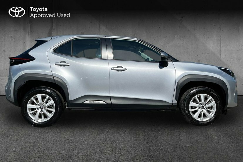 Toyota Yaris Cross 1.5 Vvt-h Icon Suv Hybrid E-cvt 116 Ps DA24ZPN Silver #4