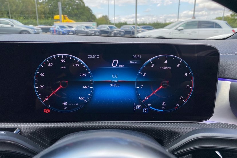 Mercedes-Benz CLA Class Cla200 Amg Line Executive Shooting Brake Pet KU72MFA Red #6