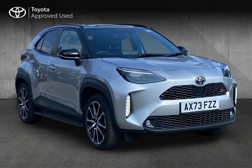 Toyota Yaris Cross 1.5 Vvt-h Gr Sport Suv Hybrid E-cvt 11 AX73FZZ Black