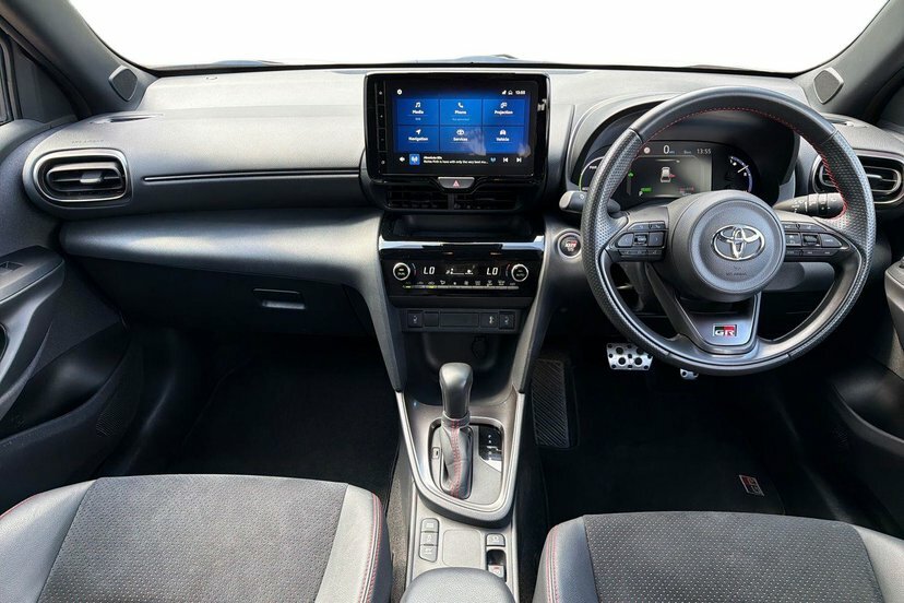 Toyota Yaris Cross 1.5 Vvt-h Gr Sport Suv Hybrid E-cvt 11 DY73AWM Black #5