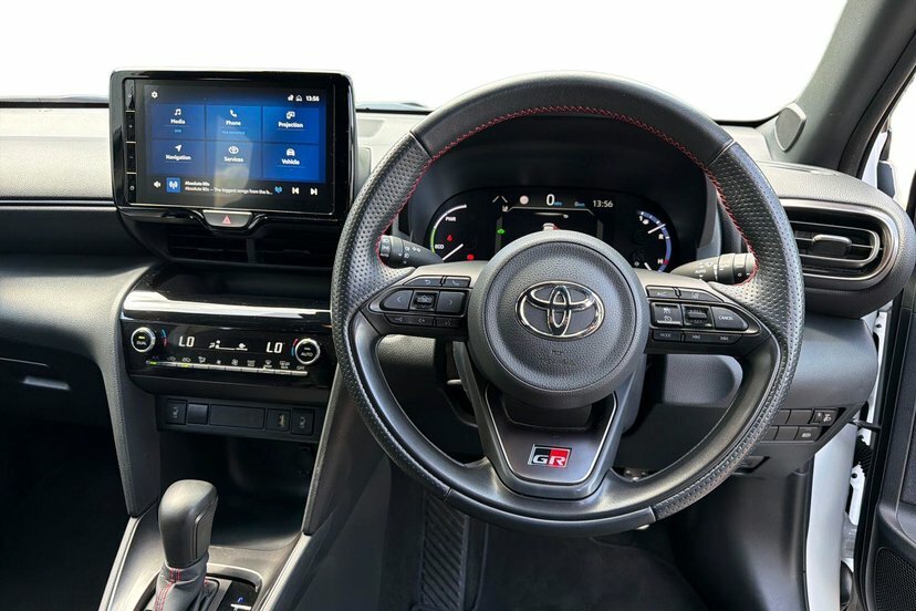 Toyota Yaris Cross 1.5 Vvt-h Gr Sport Suv Hybrid E-cvt 11 DY73AWM Black #6
