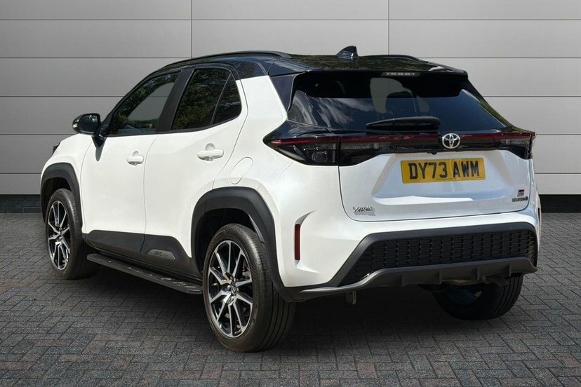 Toyota Yaris Cross 1.5 Vvt-h Gr Sport Suv Hybrid E-cvt 11 DY73AWM Black #4