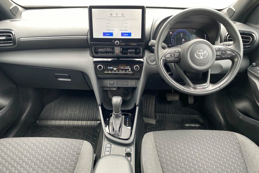 Toyota Yaris Cross 1.5 Vvt-h Design Suv Hybrid E-cvt 116 LX25WPJ Black #5